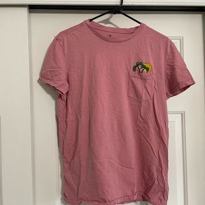 American Eagle TeeShirt. Embroidered palm tree&sun. Size Mens Medium. Pocket Tee